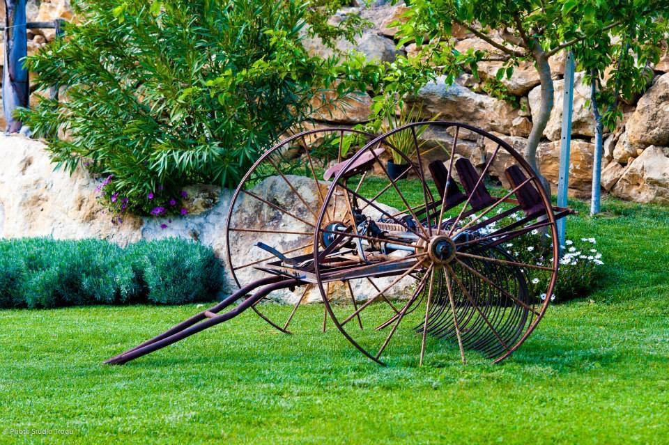 צ'רבטרי Il Giardino Dei Flintstones B&B מראה חיצוני תמונה