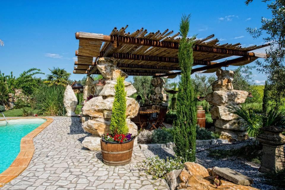 צ'רבטרי Il Giardino Dei Flintstones B&B מראה חיצוני תמונה