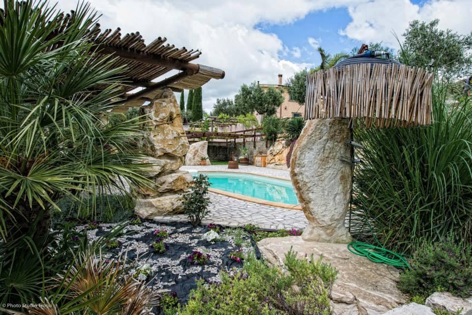 צ'רבטרי Il Giardino Dei Flintstones B&B מראה חיצוני תמונה